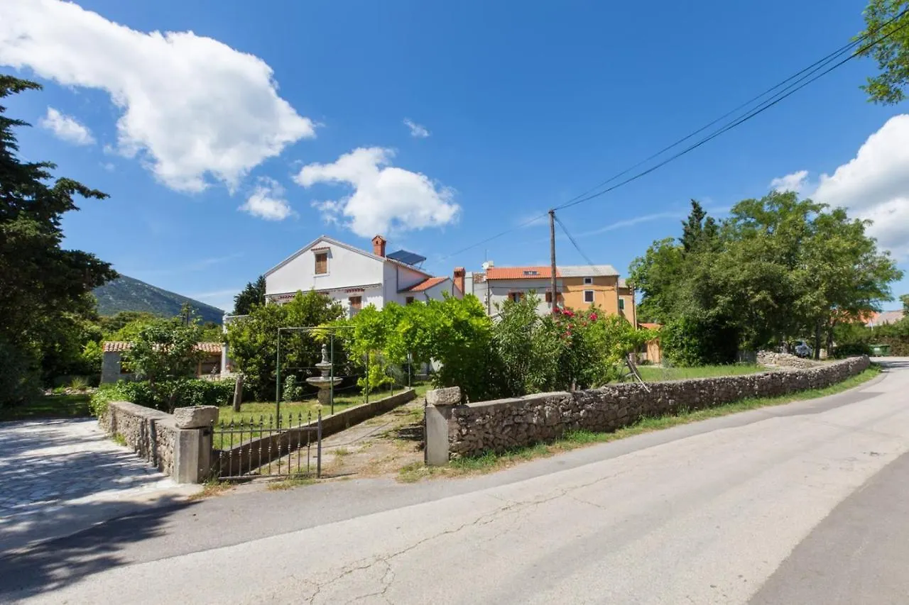 Holiday House Juliette 100M From The Beach Nerezine 0*,